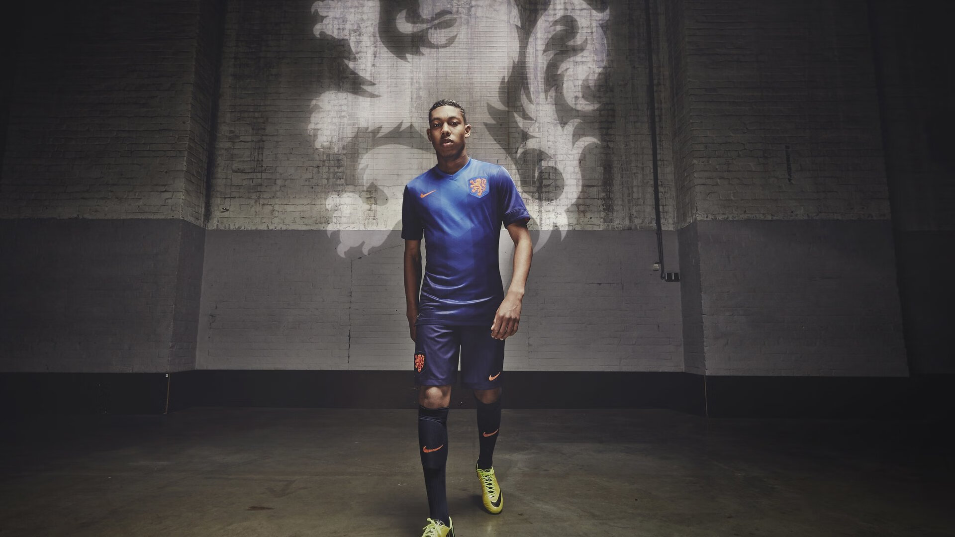 开云电竞平台-战术风格逐步过渡至“快、小、灵”